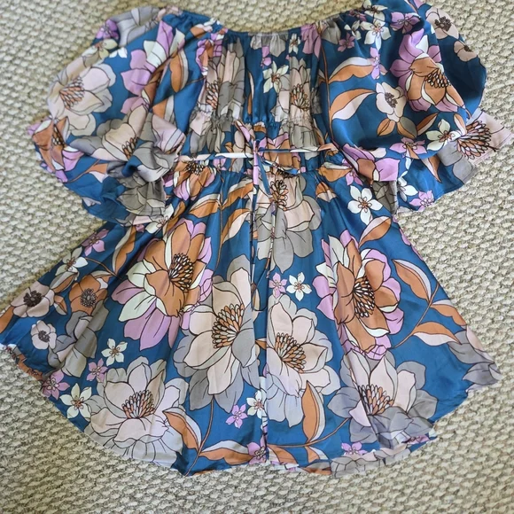 Floral Off-Shoulder Dress in Blue and Pink - Picture 6 of 9